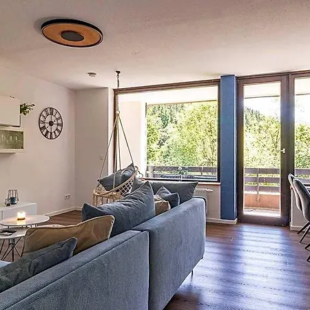 Mit Balkon Nahe Golfplatz In 3*
